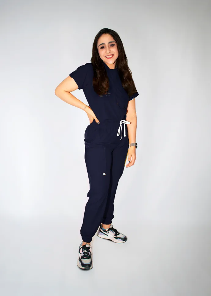 Uniforme quirúrgico para mujer cuello V