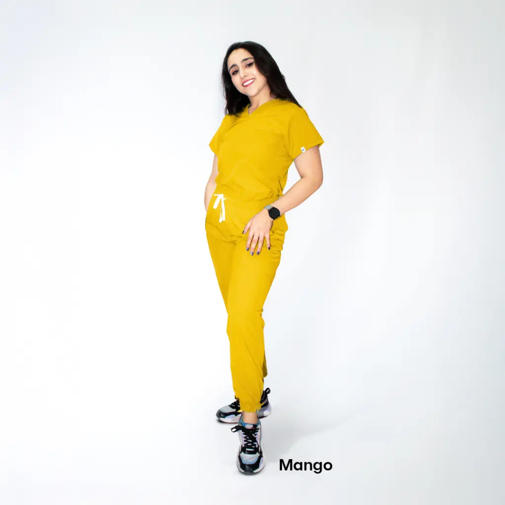 001 Energy woman - Mango.webp