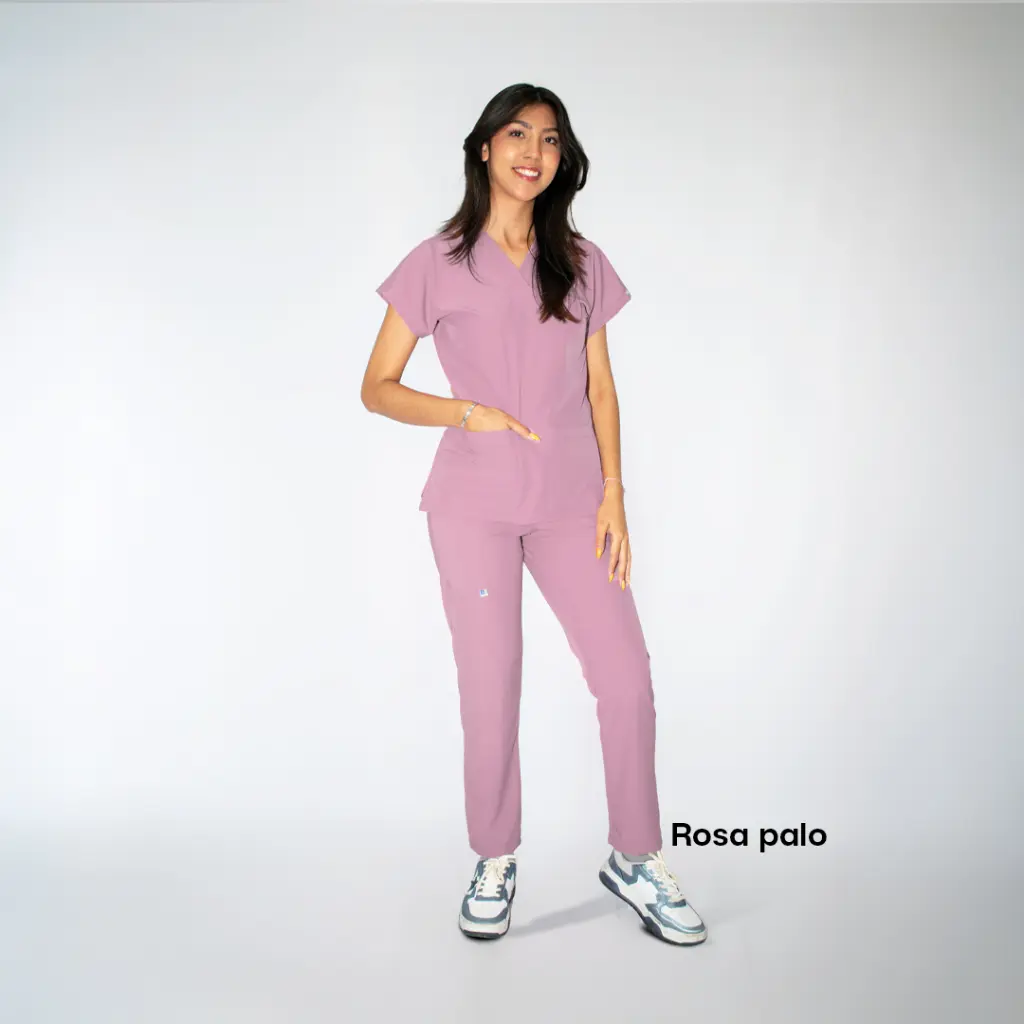 002 Spirit woman - Rosa palo.webp
