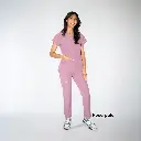 002 Spirit woman - Rosa palo.webp