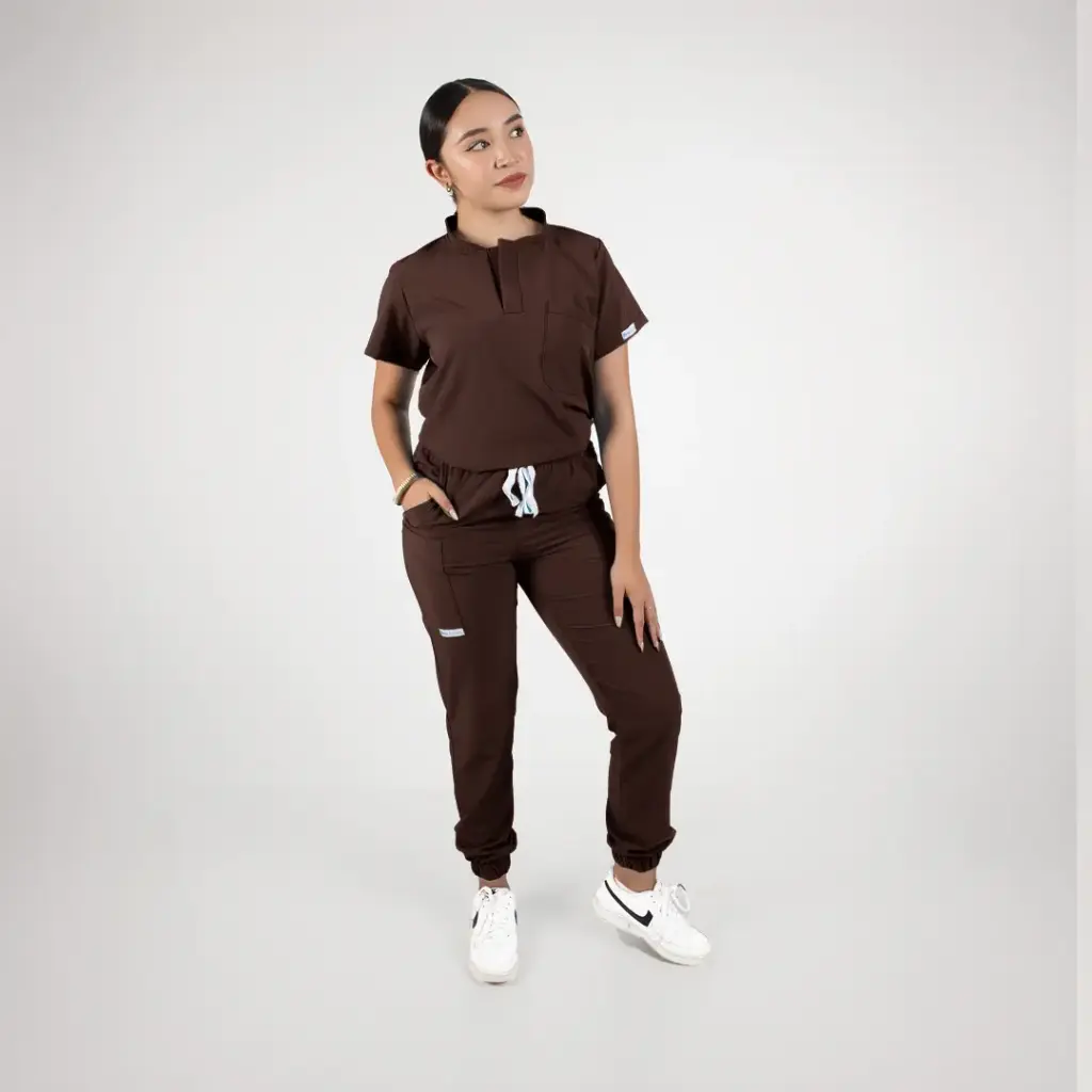 Brave Woman - Color Chocolate (2XS, Manga Corta, 2XS, Normal, Jogger)